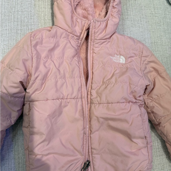 The North Face
Kids' Mossbud Swirl Reversible Water Repellent Hooded Jacket - Picture 4 of 8